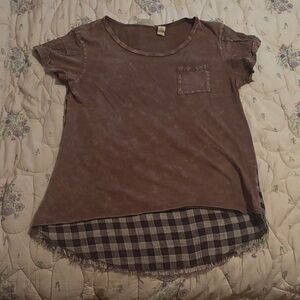 Brown Short Sleeve Top with Plaid Hem